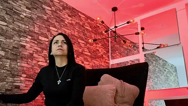 monicarousey online show from 02.21.25