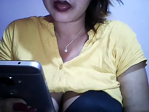 layanah12 online show from 12.04.24
