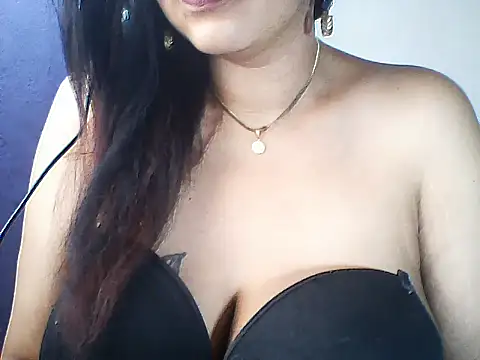 layanah12 online show from 05.23.26