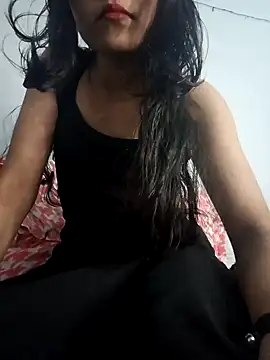 Snapshot of pikubaby chatting on 12.19.24 pikubaby online show from 12.19.24