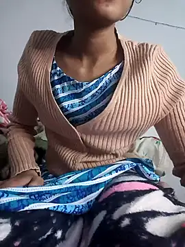 Snapshot of pikubaby chatting on 12.23.24 pikubaby online show from 12.23.24