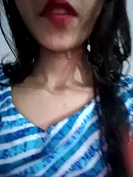 Snapshot of pikubaby chatting on 12.25.24 pikubaby online show from 12.25.24