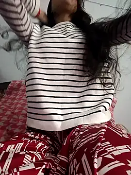 Snapshot of pikubaby chatting on 01.10.25 pikubaby online show from 01.10.25