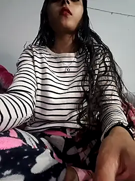 Snapshot of pikubaby chatting on 01.23.25 pikubaby online show from 01.23.25