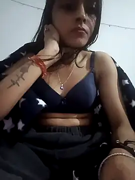 Snapshot of pikubaby chatting on 02.07.25 pikubaby online show from 02.07.25