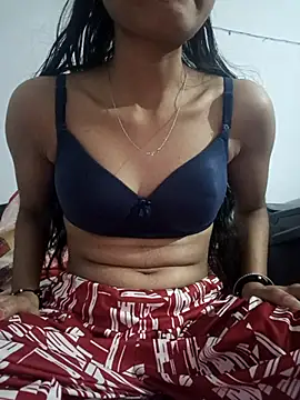 Snapshot of pikubaby chatting on 03.20.25 pikubaby online show from 03.20.25