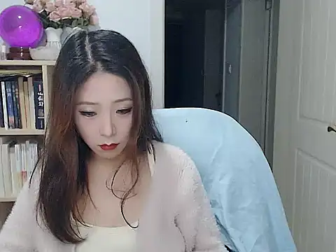 SuSushi728 online show from 12.14.25