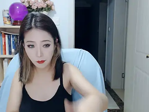 Snapshot of SuSushi728 chatting on 06.28.26 SuSushi728 online show from 06.28.26