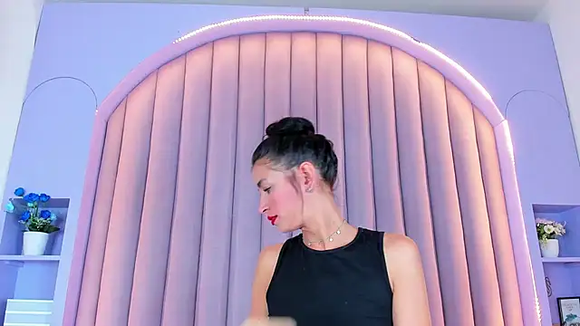 Snapshot of ChanelAdamss_ chatting on 01.12.25 ChanelAdamss online show from 01.12.25