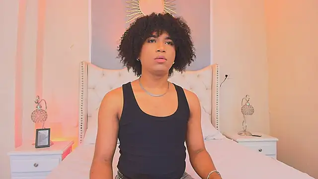 Ambar Collingg online show from 09.26.25