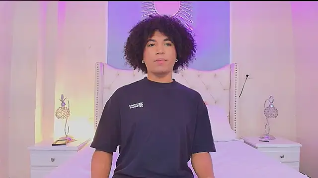 Ambar Collingg online show from 10.28.25