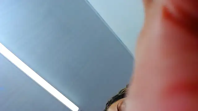 Snapshot of ariellth chatting on 03.01.25 ariellth online show from 03.01.25