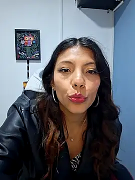 Selenakyle92  online show from 12.03.24