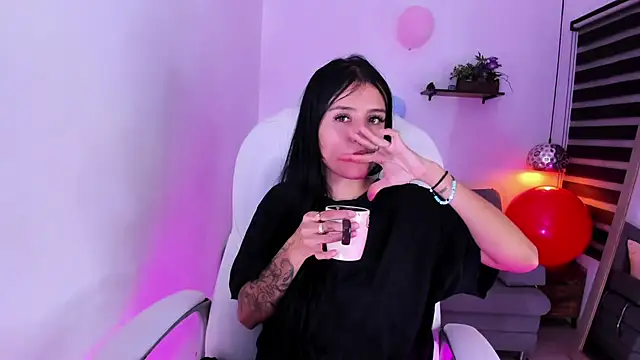 yenny garcia online show from 11.11.25