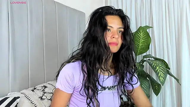 Mindy sweety online show from 12.18.24