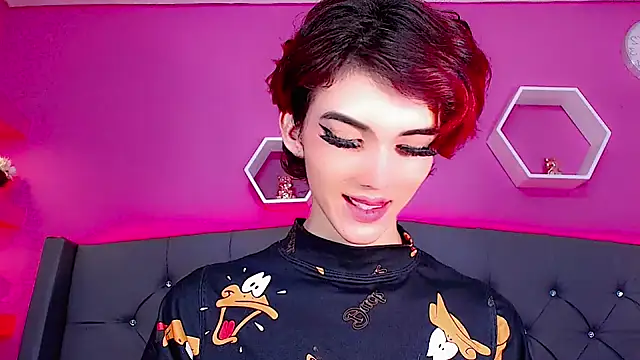Snapshot of Babyaleja chatting on 03.11.25 Babyaleja online show from 03.11.25