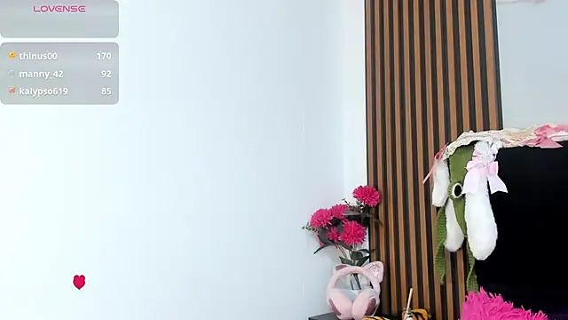 Madelin Clerk online show from 12.06.24