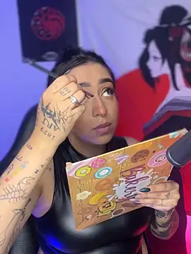 AnnikaMerliahh  online show from 10.24.25