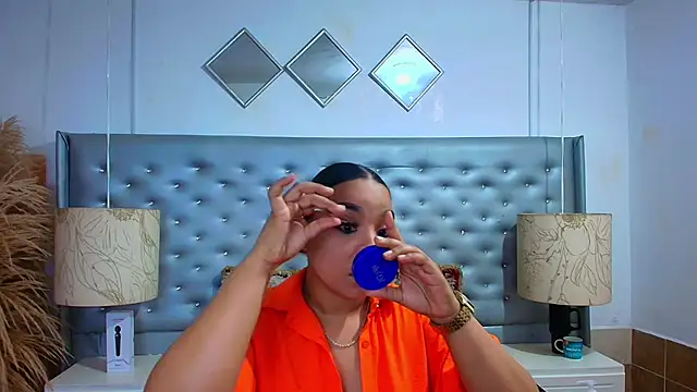 EileenBenzon online show from 11.22.25