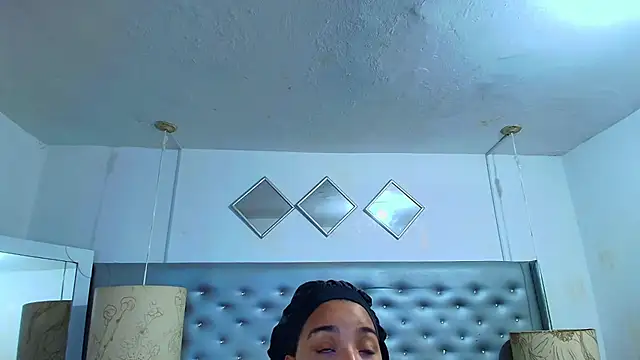 EileenBenzon online show from 03.18.26