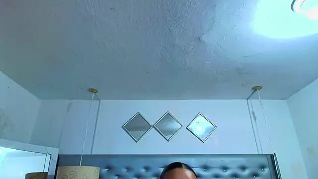 EileenBenzon online show from 03.20.26