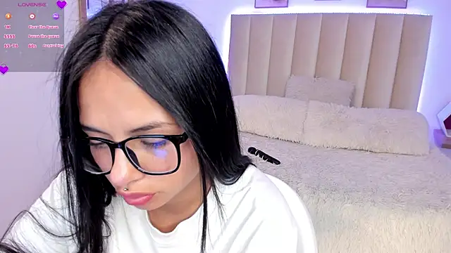 valka wolfe online show from 02.27.25