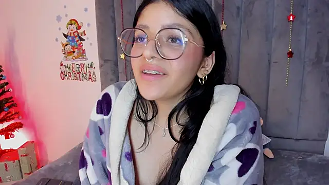 Snapshot of lana_dol chatting on 01.06.25 lana dol online show from 01.06.25