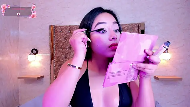 Snapshot of gaby_desire777 chatting on 01.04.25 gaby desire777 online show from 01.04.25