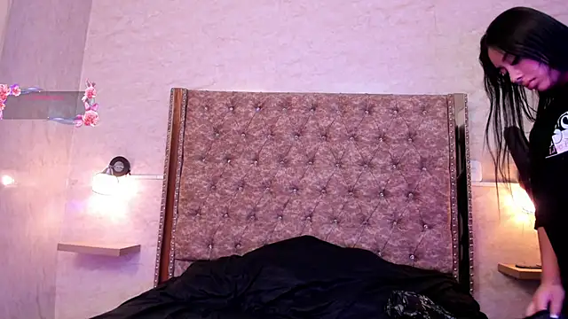 Snapshot of gaby_desire777 chatting on 01.22.25 gaby desire777 online show from 01.22.25