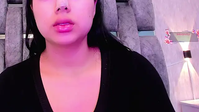 Snapshot of gaby_desire777 chatting on 02.05.25 gaby desire777 online show from 02.05.25