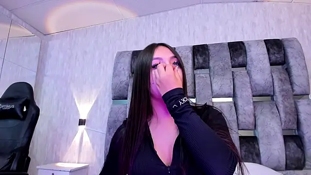 Snapshot of gaby_desire777 chatting on 03.12.25 gaby desire777 online show from 03.12.25