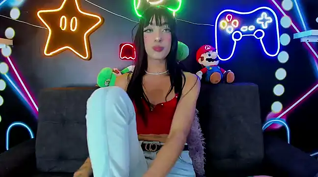 Snapshot of Sophia_hoyos_ chatting on 03.19.25 Sophia hoyos online show from 03.19.25