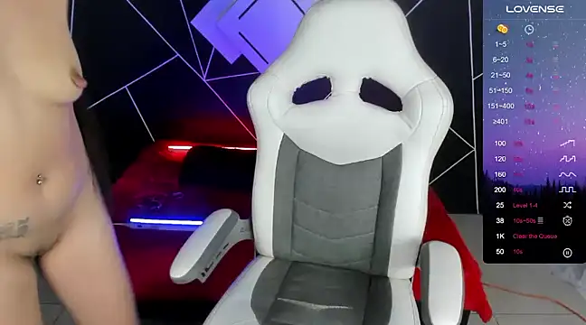 Snapshot of sofiakey chatting on 01.28.25 sofiakey online show from 01.28.25