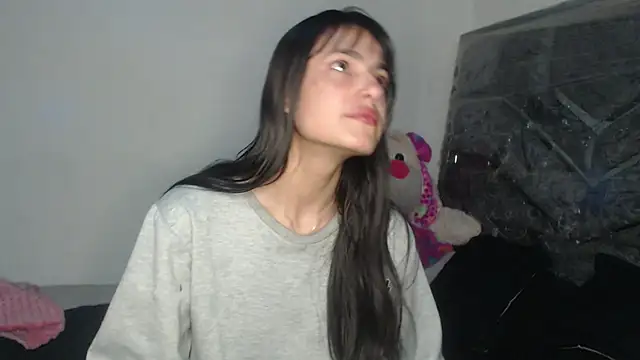 skinny sweet2411 online show from 04.14.26