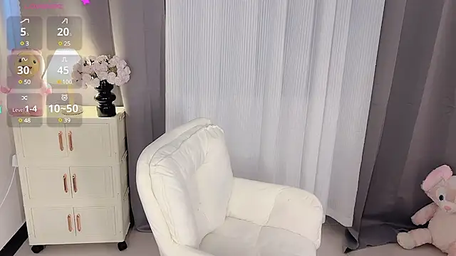 Snapshot of Lucky-susuBB chatting on 12.15.24 Lucky-susuBB online show from 12.15.24