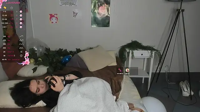 SweetyDeviliya online show from 02.22.25