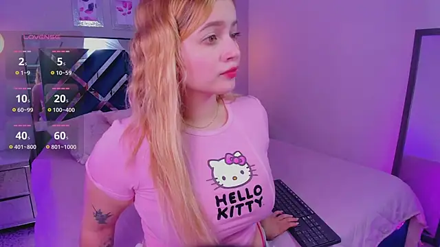 Snapshot of ibella7 chatting on 10.07.25 ibella7 online show from 10.07.25