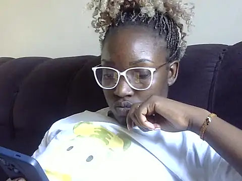 Chichii- online show from 12.15.25