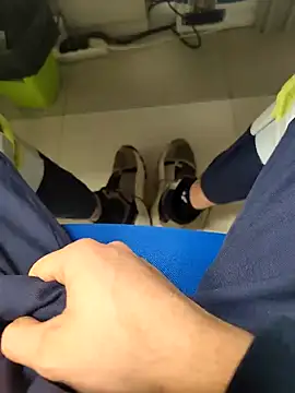 Snapshot of coppiapazza chatting on 12.27.24 coppiapazza online show from 12.27.24