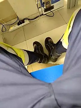 Snapshot of coppiapazza chatting on 01.18.25 coppiapazza online show from 01.18.25