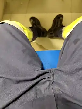 Snapshot of coppiapazza chatting on 02.04.25 coppiapazza online show from 02.04.25