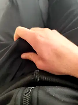 Snapshot of coppiapazza chatting on 03.21.25 coppiapazza online show from 03.21.25