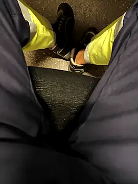 Snapshot of coppiapazza chatting on 10.12.25 coppiapazza online show from 10.12.25