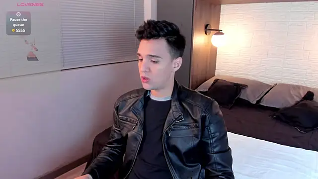 Edward max online show from 01.03.25