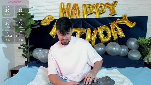 Snapshot of Edward_max chatting on 09.20.25 Edward max online show from 09.20.25