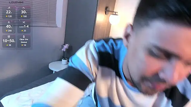 Snapshot of Edward_max chatting on 02.13.26 Edward max online show from 02.13.26