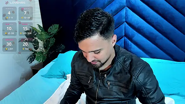 Snapshot of Edward_max chatting on 02.24.26 Edward max online show from 02.24.26