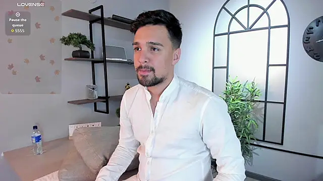 Snapshot of Edward_max chatting on 02.26.26 Edward max online show from 02.26.26