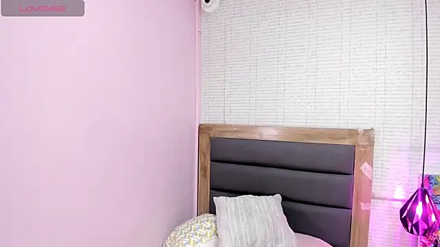 Snapshot of shelbystetson chatting on 09.25.25 shelbystetson online show from 09.25.25