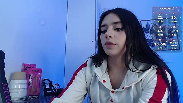 Kylie golden online show from 01.14.25
